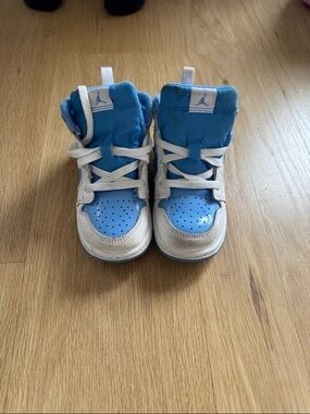 Jordan Kids Blue and White High-Top Sneakers